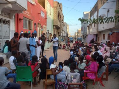 Ubuntu und Panafrikanismus: Eine Bibliothek als Ort gelebter Gewaltfreiheit in Dakar