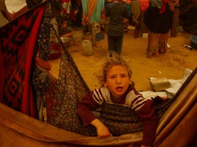 bambino e tenda Gaza rit