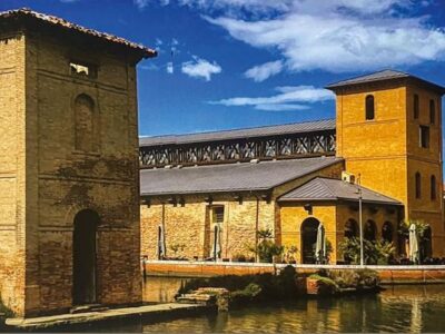 Il Magazzino del Sale di Cervia, una delle varie location in cui è ambientata la rassegna di eventi dedicati agli aquiloni