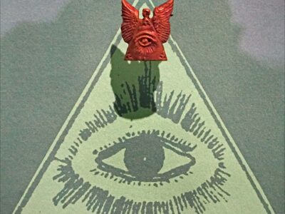 3840px-Le_dieu_suprême_Bathala_aux_Philippines_(musée_du_quai_Branly,_Paris)_(46974254744) Source: Wikimedia  Commons.