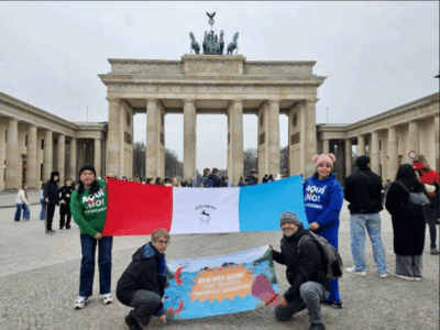 Umweltschützer*innen aus Mexiko protestieren gegen das mit deutschen Steuergeldern finanzierte Chemiewerk. (Quelle: Deutsche Menschenrechtskoordination Mexiko)