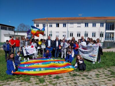 fiaccola San Demetrio bandiera pace