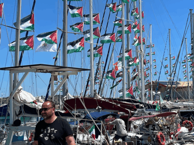Israels Marine legte 700 Meilen zurück, um unbewaffnete Boote der Gaza-Flottille nahe griechischer Gewässer anzugreifen