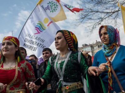 kurdenfeiernnewrozinistanbul